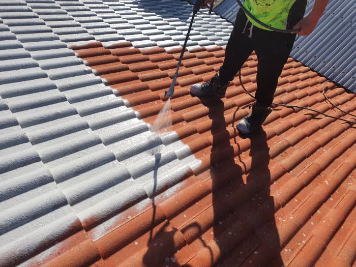 High-pressure cleaning and roof painting